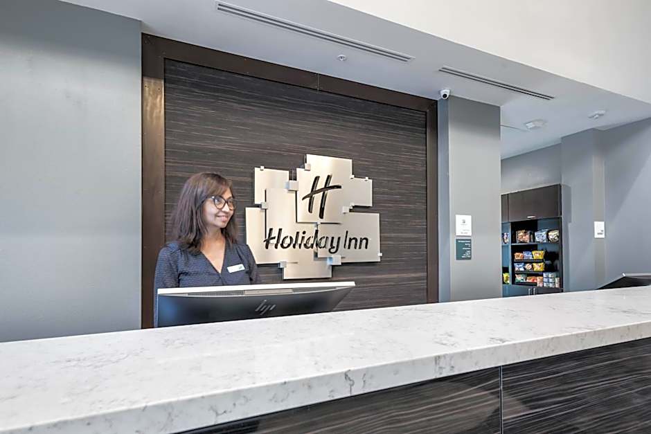 Holiday Inn & Suites Silicon Valley - Milpitas by IHG