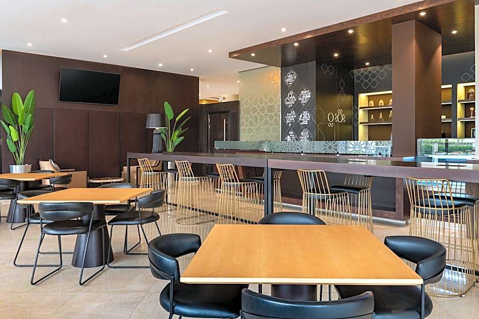 Four Points by Sheraton Production City, Dubai