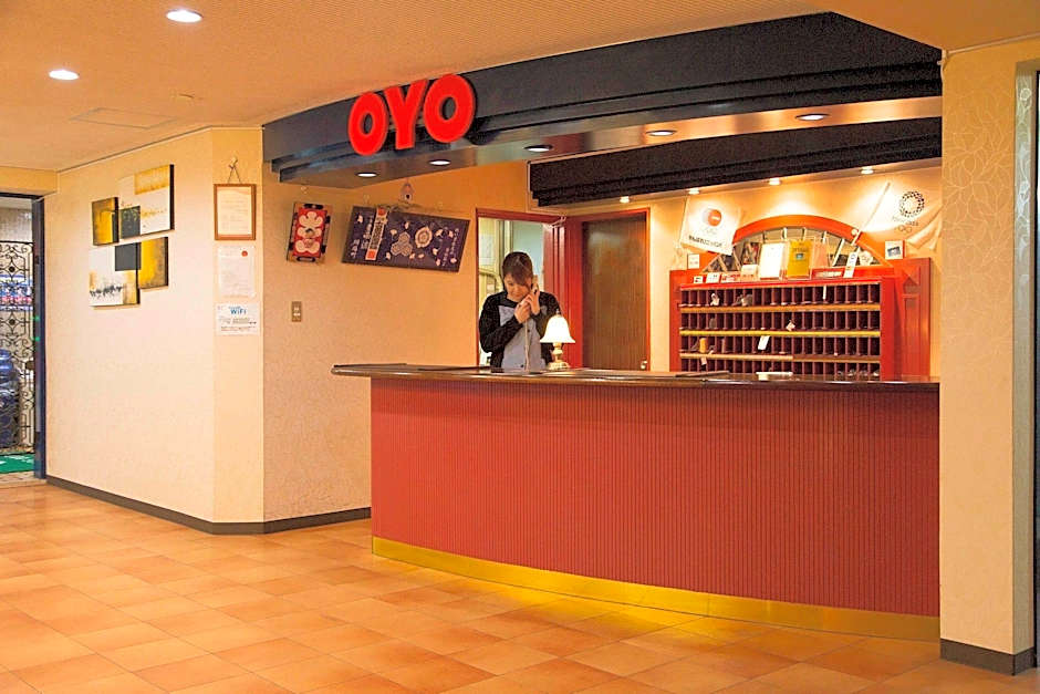 OYO Sasebo Palace Hotel