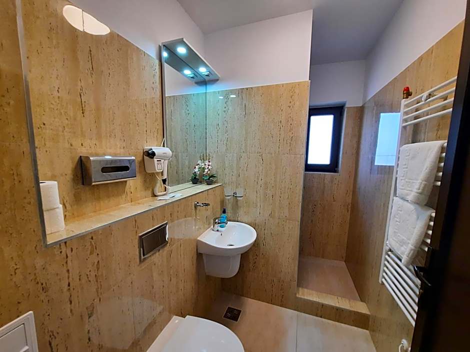 Sat de Vacanta Martisorul Cacica