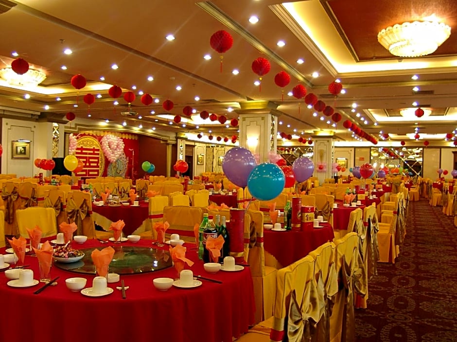 Golden Spring Hotel