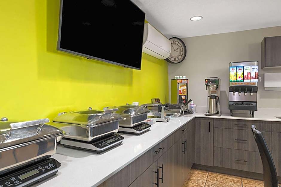 Super 8 Fort McMurray