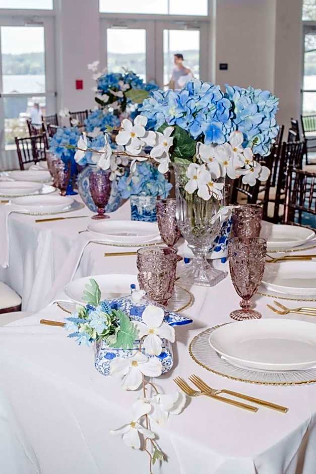 Hotel Canandaigua, Tapestry Collection by Hilton