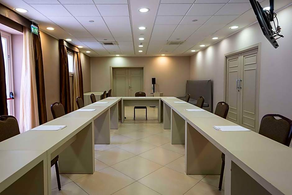 Best Western Plus Hotel Perla Del Porto