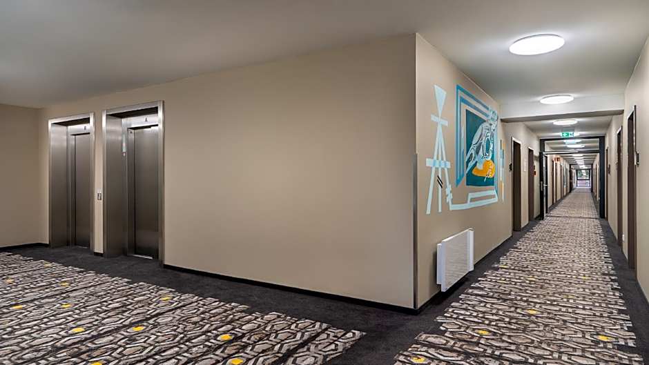 Holiday Inn - the niu, Timber Esslingen By IHG