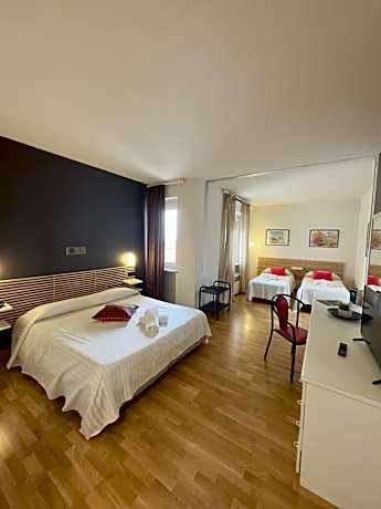 Comfort Quadruple Room