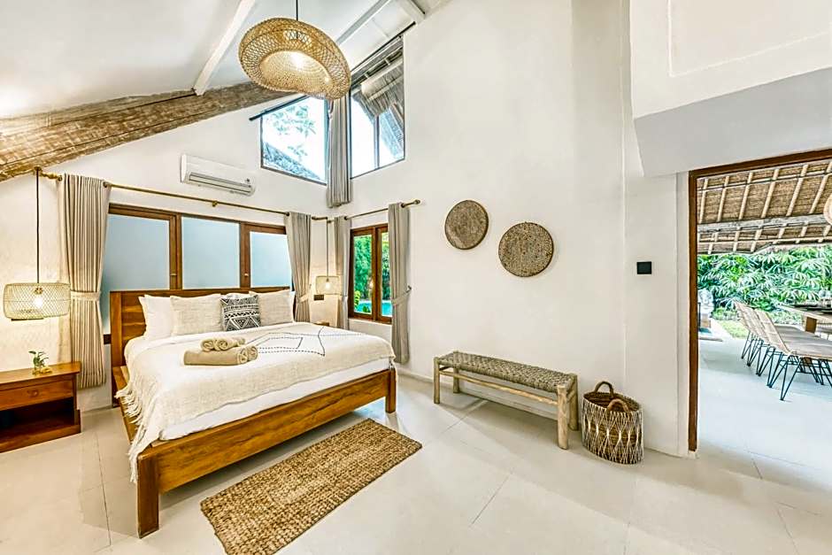 Villa Indigo - 5-BDR with huge pool and garden