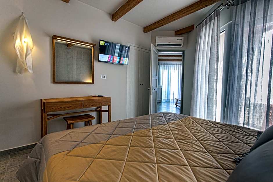 Omiros Boutique Hotel (Adults Only)