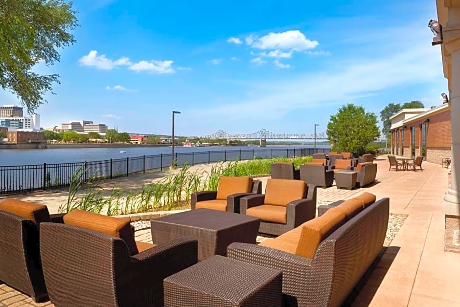 Embassy Suites East Peoria Hotel and Riverfront Conference Center
