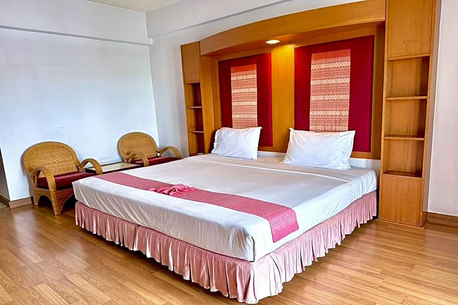 Pailyn Phitsanulok Hotel