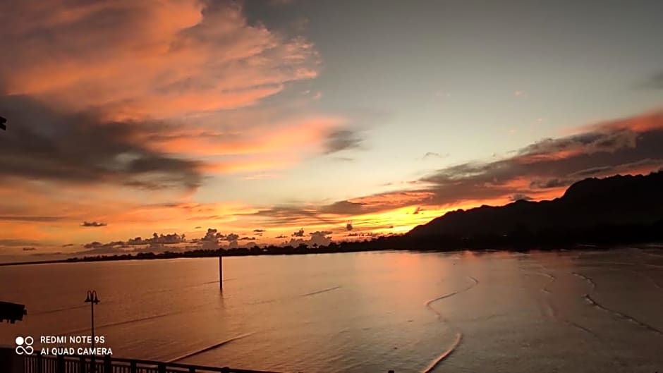 Villa Dalam Laut 580