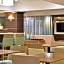 Holiday Inn Express And Suites Schulenburg