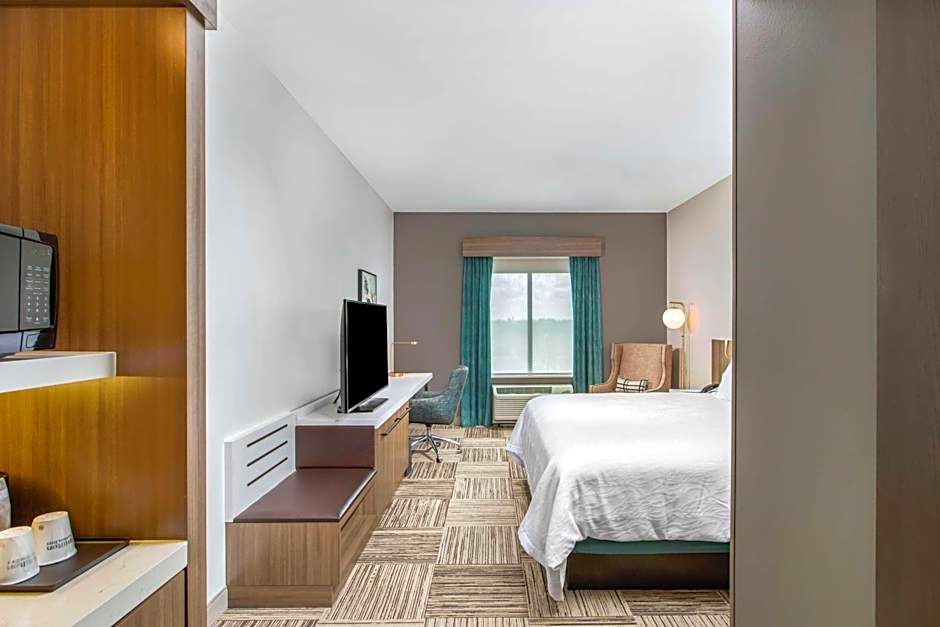 Photo 1 of 5 of Junior 1 King Bed Suite