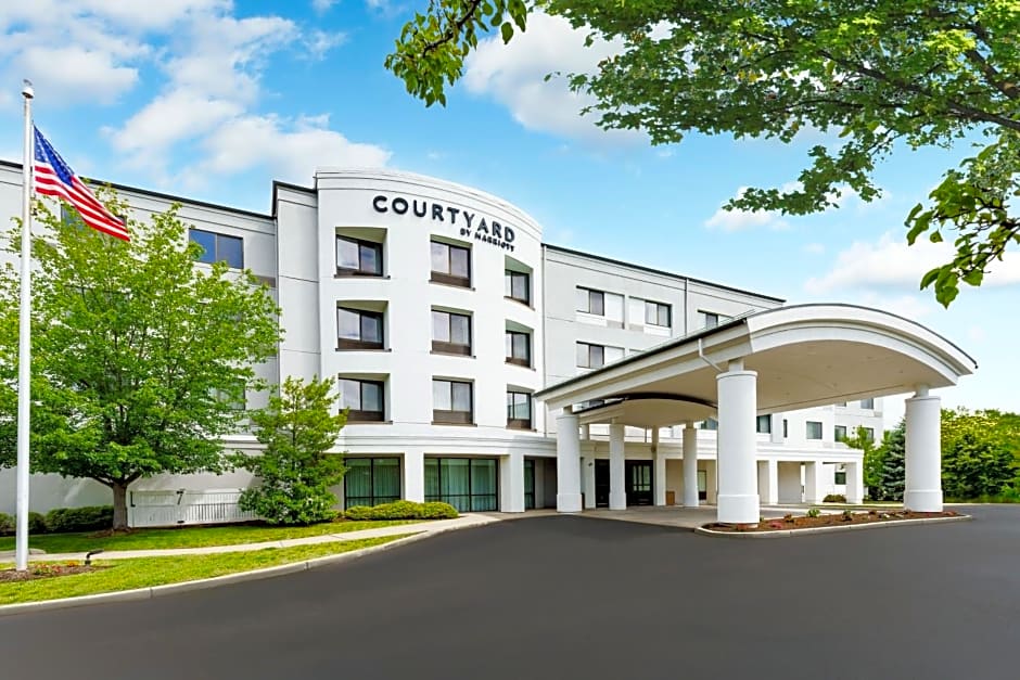 Courtyard by Marriott Hartford Farmington