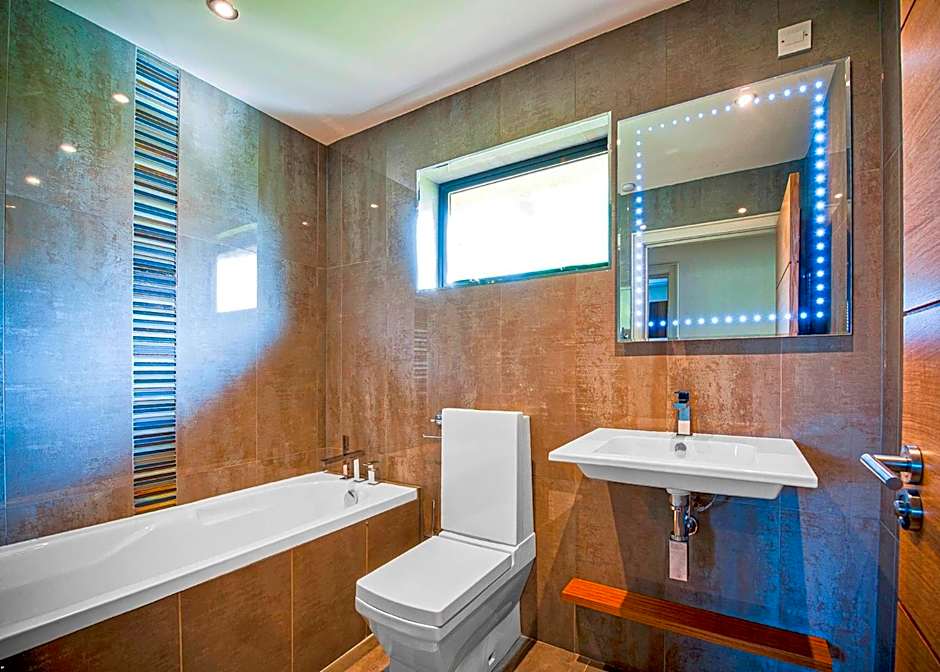 The Sherwood Hideaway Lodges