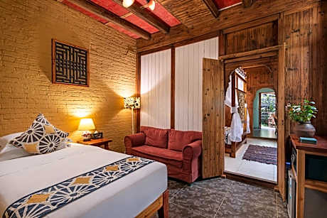 Triple Room with Garden View