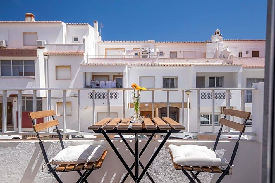 Alto Mar Inn