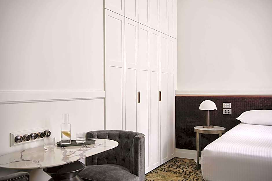 Rendezvous Hotel Melbourne
