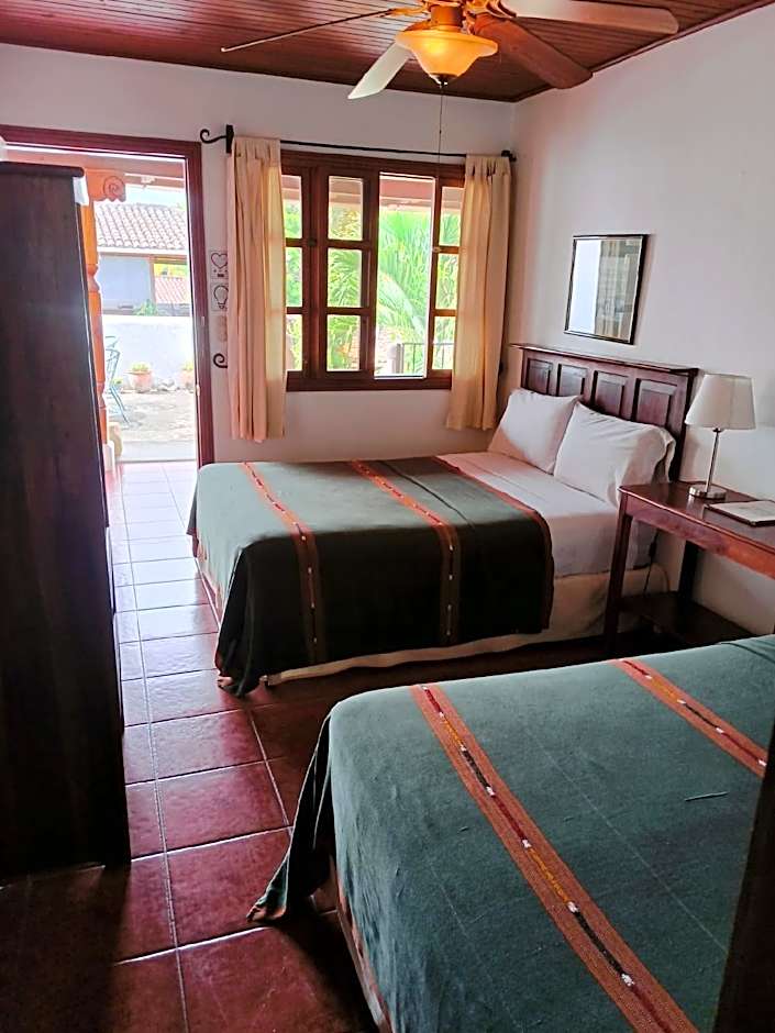 Hotel Don Udos Bed & Breakfast