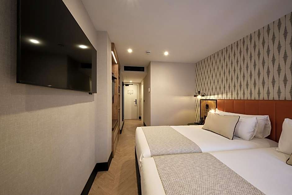 Catalonia Park Putxet Hotel