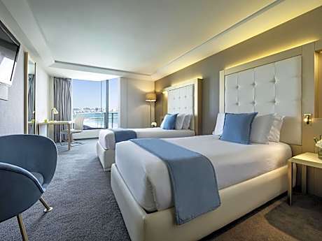 Premium Twin Room with Sea View