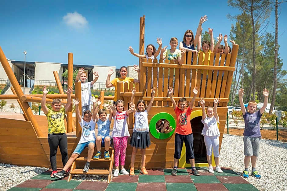 Mobile Homes Camping Santa Marina, Lanterna