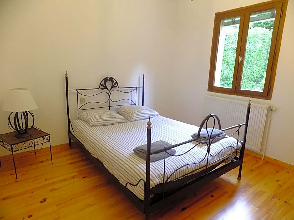 Photo 1 of 36 of 2 Bedroom