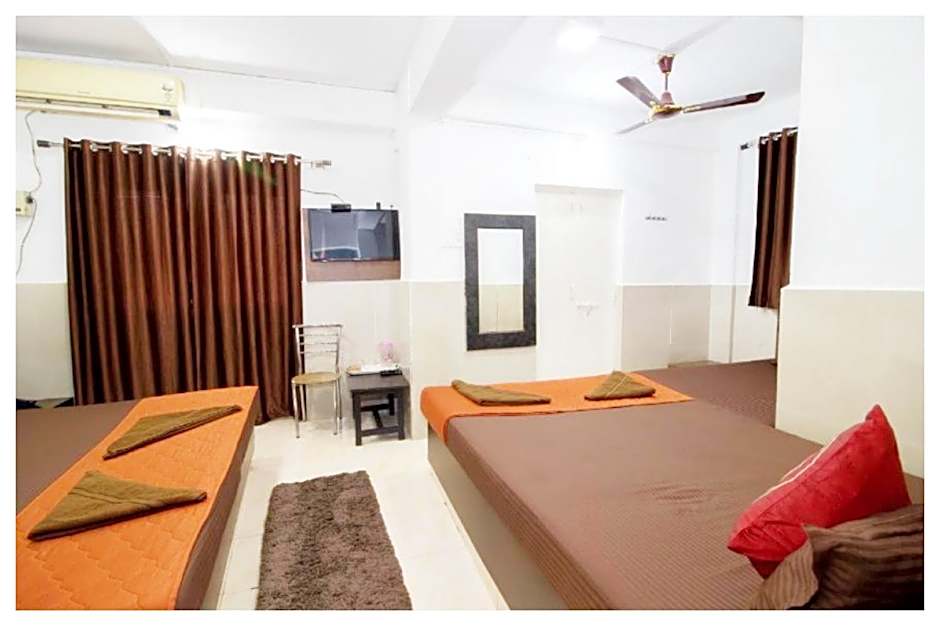 Goroomgo Travellers inn Goa