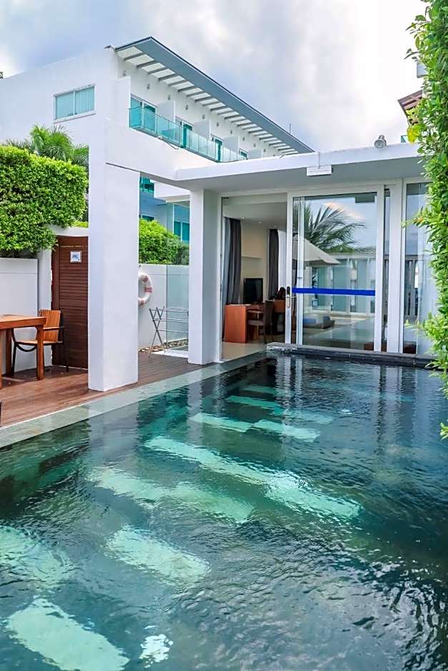 KC Beach Club & Pool Villas