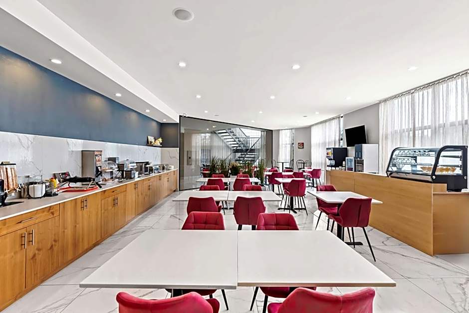 Best Western Plus Montreal East