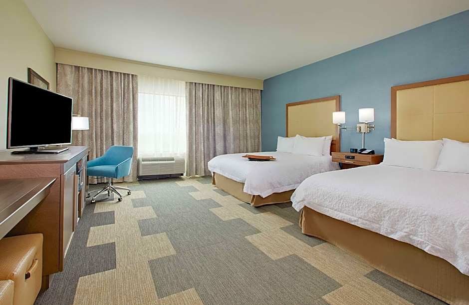 Photo 1 of 2 of 2 Queen Beds, Hearing/Mobility Accessible, Bathtub