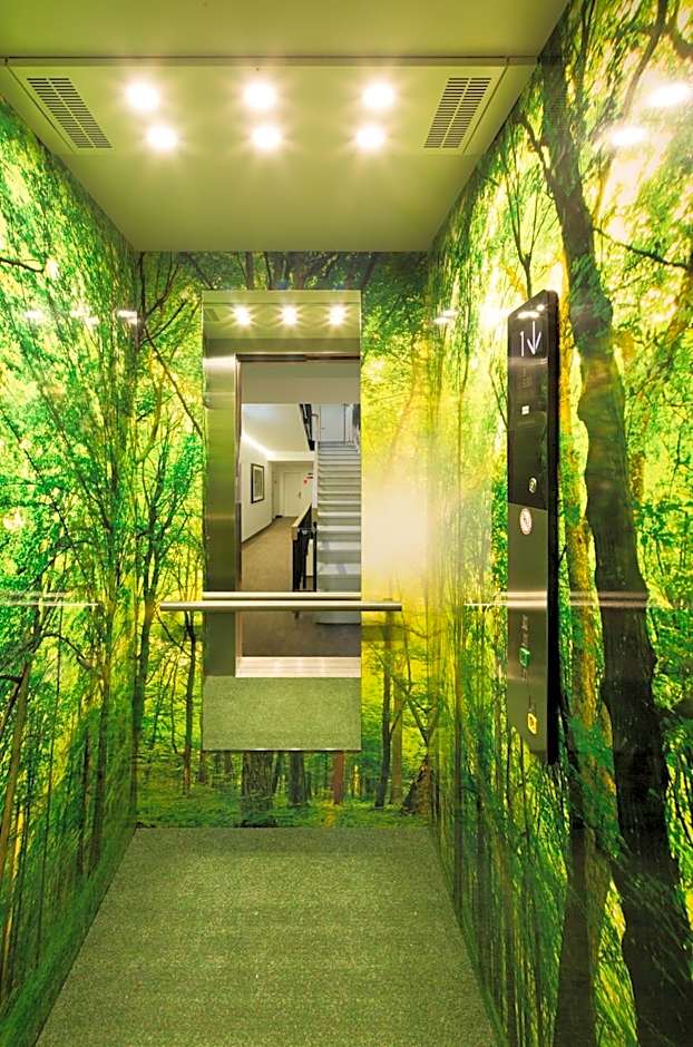 V-Hotel