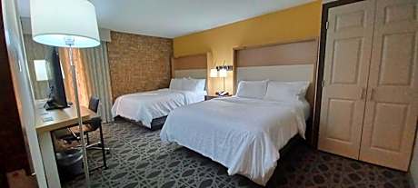 Suite with Two Queen Beds