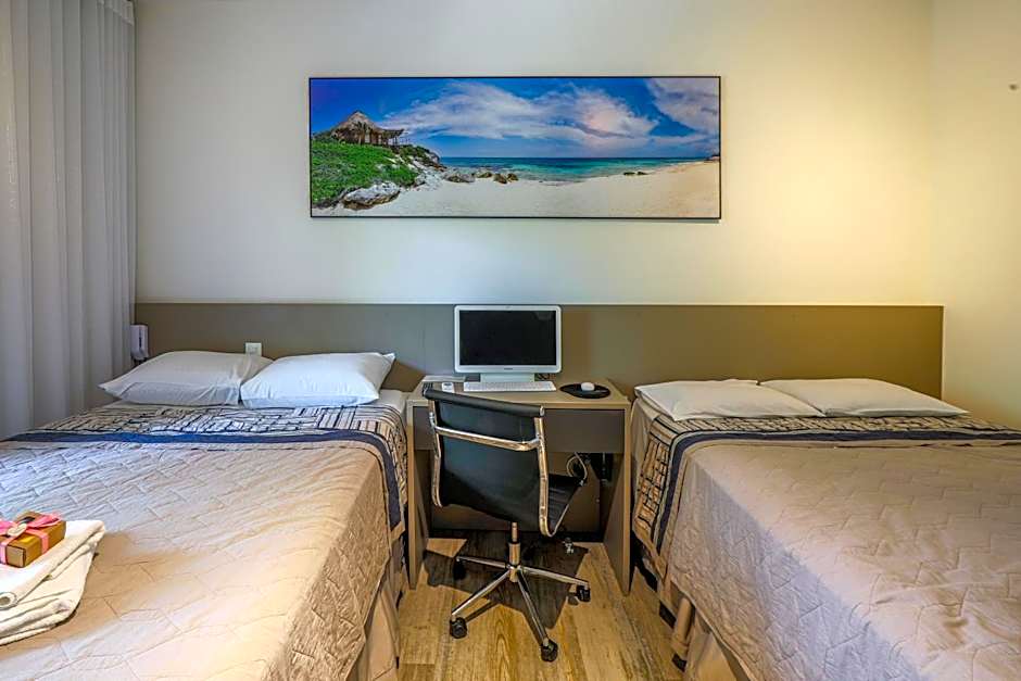 Fabuloso flat 243 Amarílis 2 piscinas climatizadas, carregador veiculo elétrico Riviera de São Lourenço, Bertioga Apartamento Duplex inteiro, cozinha equipada completa, serviço de praia, limpeza e trocas diária de toalhas, wi-fi 500mb