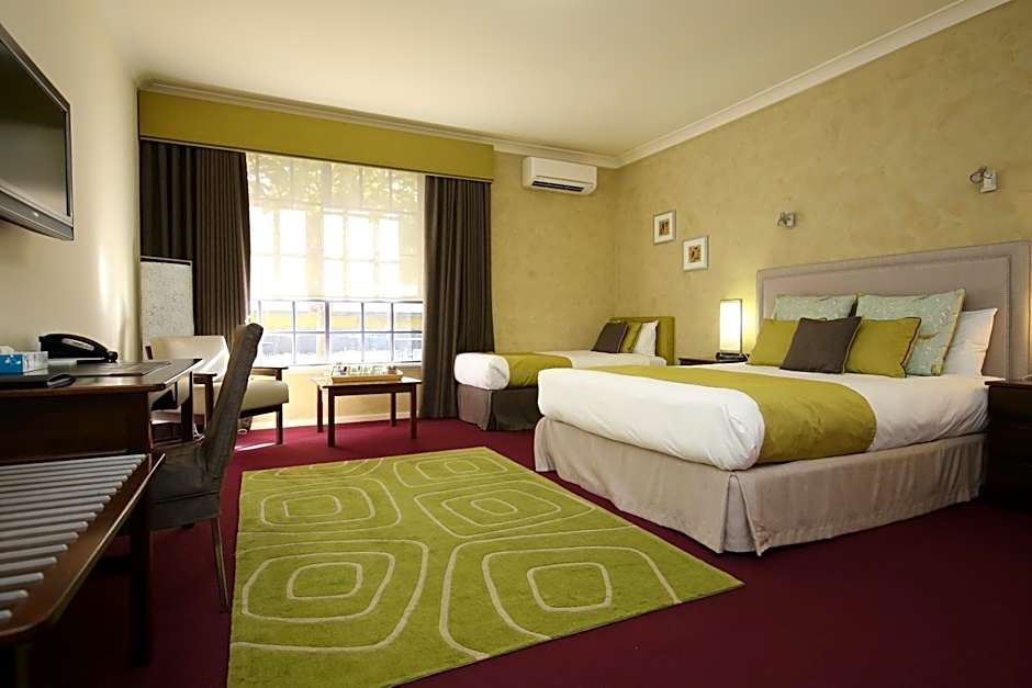 Mahogany Inn and Distillery