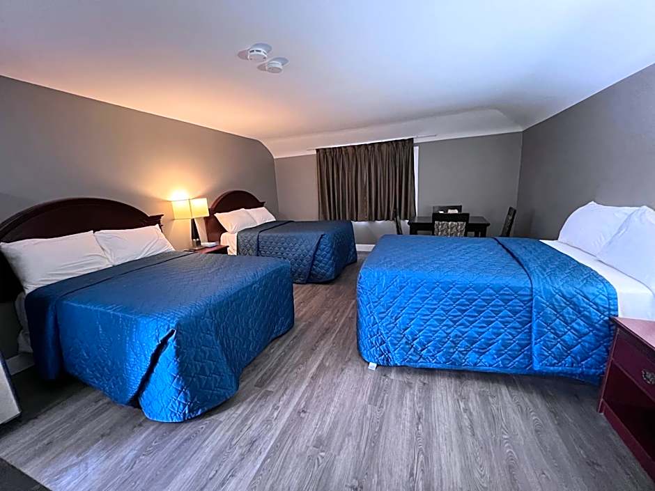 Super 7 Motel London