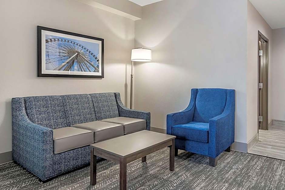 Comfort Suites McDonough Atlanta South