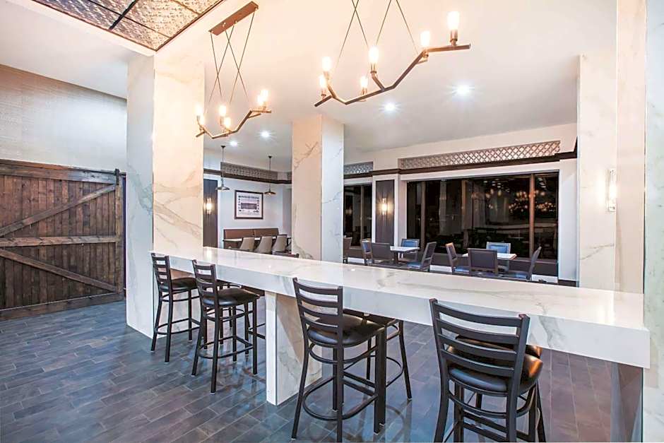 Holiday Inn Express - Dallas Downtown By IHG