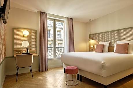 Hotel Cervantes by Happyculture