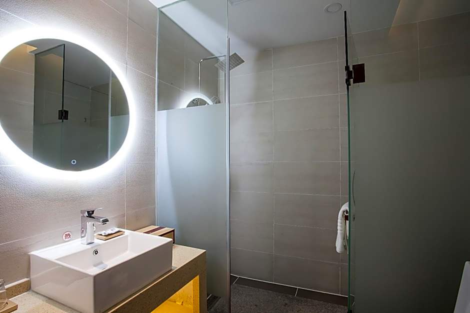 Lavande Hotel Xuzhou West Exit of High Speed Rail Station Branch