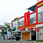 RedDoorz near Alun Alun Wonosobo