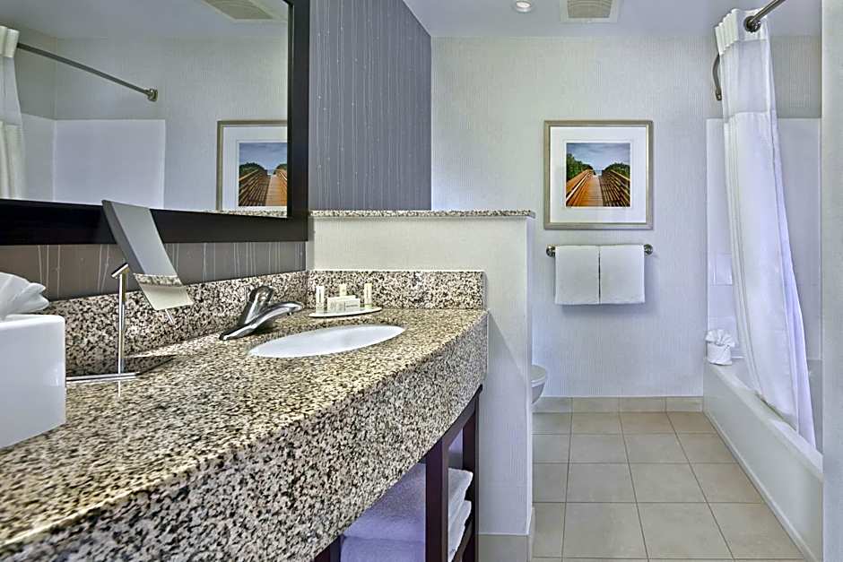 Courtyard by Marriott Stuart