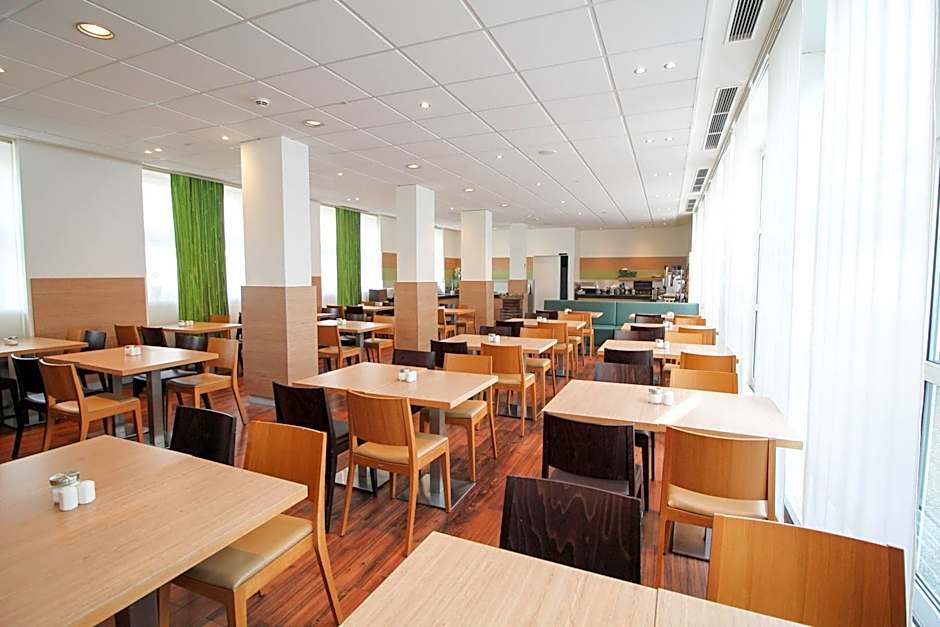 ibis Hotel Düsseldorf Hauptbahnhof