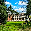The Jacobean Hotel