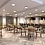 DoubleTree by Hilton St. Paul East