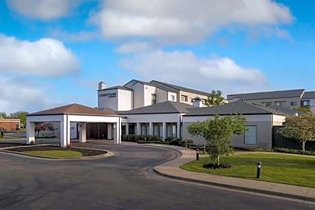 Courtyard by Marriott Louisville East