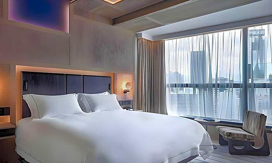 Emperor Hotel