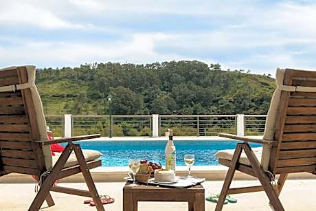 Beachouse - Surf, Bed & Breakfast