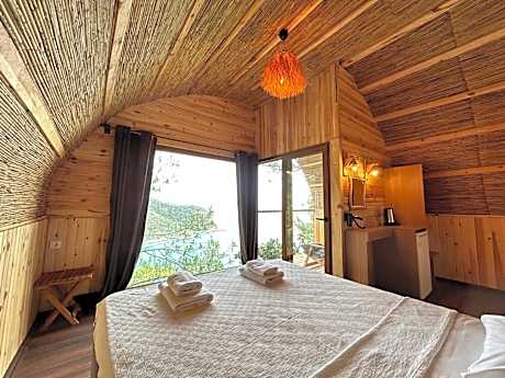 Deluxe Bungalow with Sea View