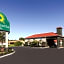 La Quinta Inn & Suites by Wyndham Sandusky
